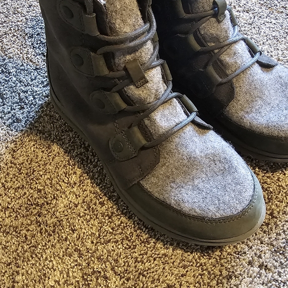 Brand New Sorel Joan Explorer - Picture 4 of 4